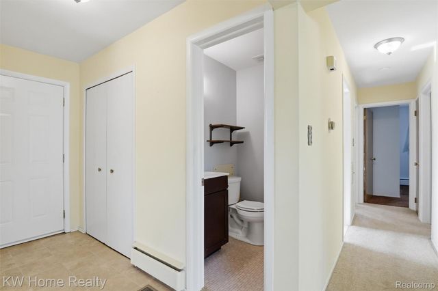 16850 Surrey Street, Livonia, MI 48154