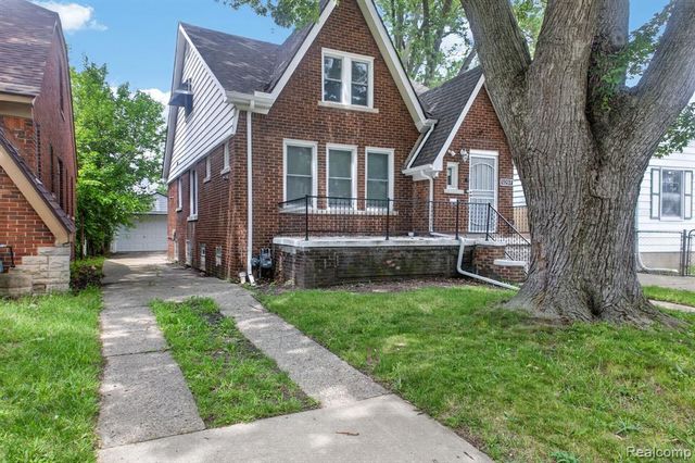 9297 Mckinney Street, Detroit, MI 48224