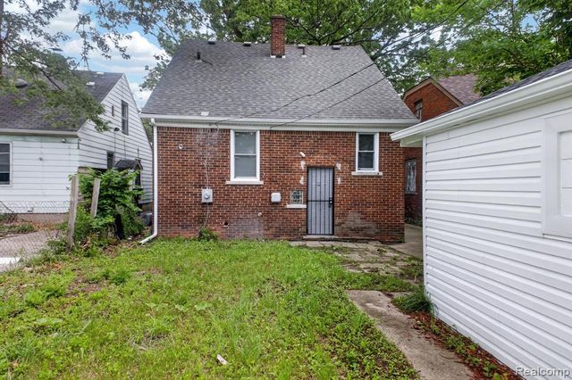 9297 Mckinney Street, Detroit, MI 48224