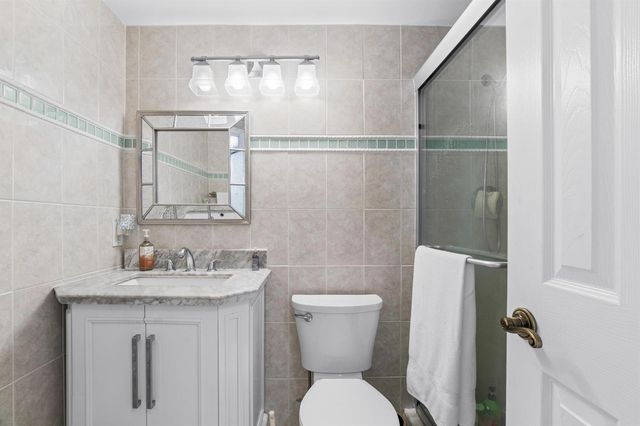 340 Horizons W 102, Boynton Beach, FL 33435