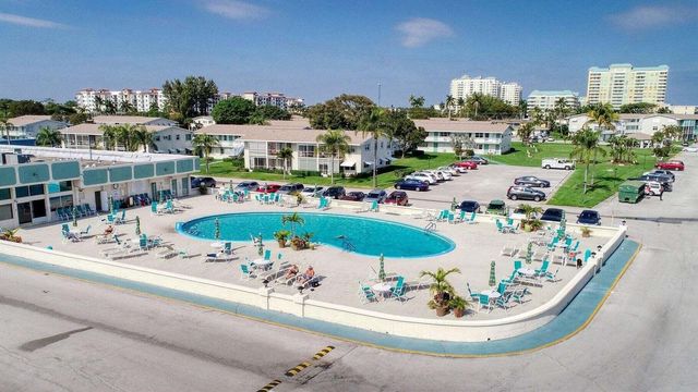 340 Horizons W 102, Boynton Beach, FL 33435