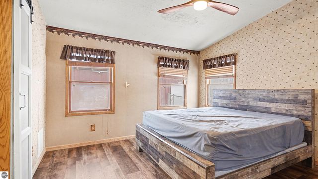 288 30th Avenue, Six Lakes, MI 48886