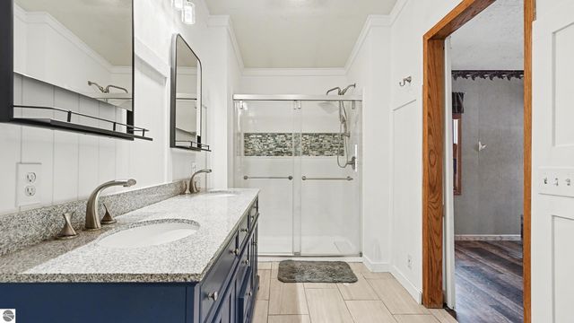 288 30th Avenue, Six Lakes, MI 48886