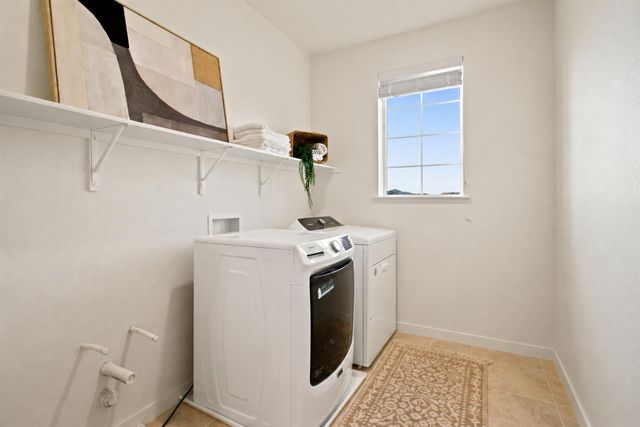 2800 High Tide Ave, Sacramento, CA 95833
