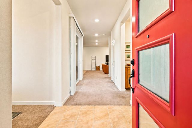 2800 High Tide Ave, Sacramento, CA 95833
