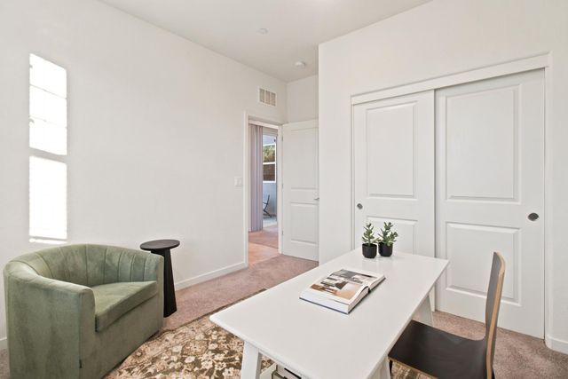 2800 High Tide Ave, Sacramento, CA 95833