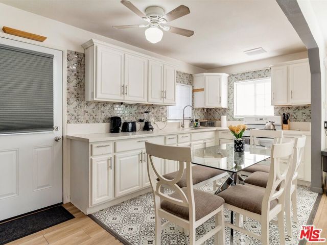 138 S Madison Avenue, Los Angeles, CA 90004