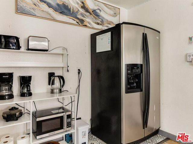 138 S Madison Avenue, Los Angeles, CA 90004