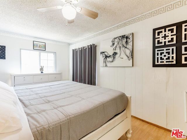 138 S Madison Avenue, Los Angeles, CA 90004