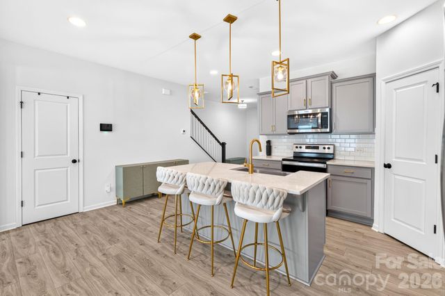 11012 Pagebrook Lane, Charlotte, NC 28214