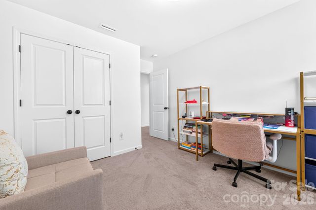 11012 Pagebrook Lane, Charlotte, NC 28214