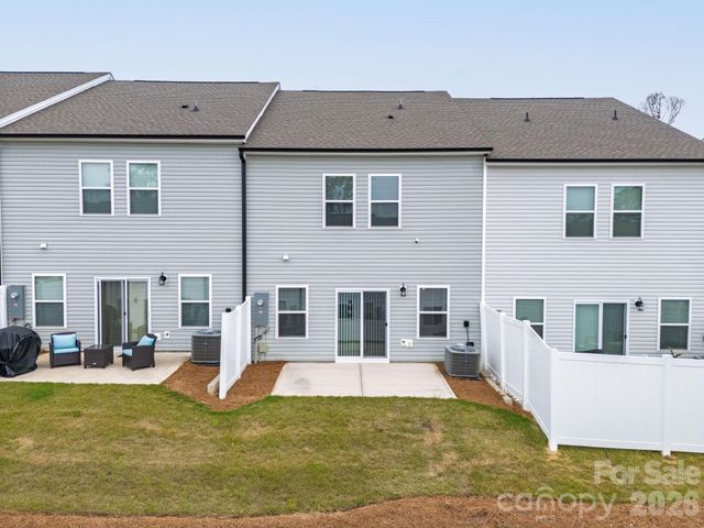 11012 Pagebrook Lane, Charlotte, NC 28214