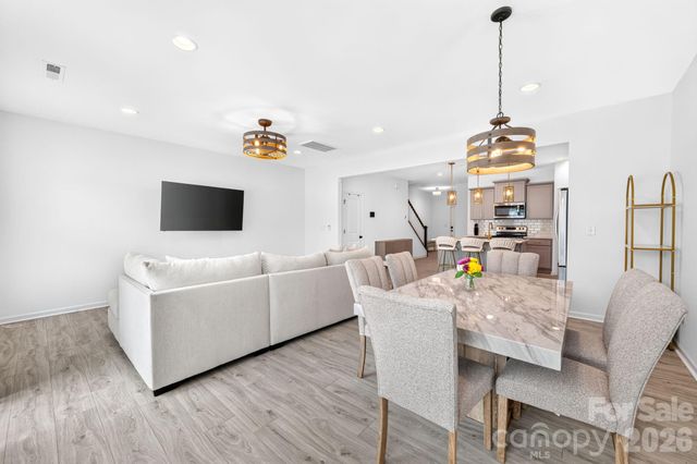 11012 Pagebrook Lane, Charlotte, NC 28214