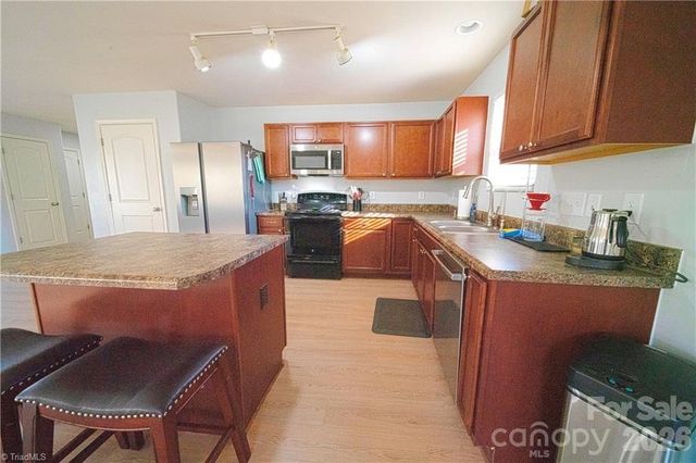 112 York Place, Linwood, NC 27299