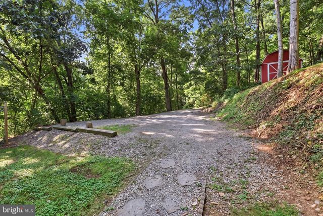 130 CARDINAL TRL, Delta, PA 17314