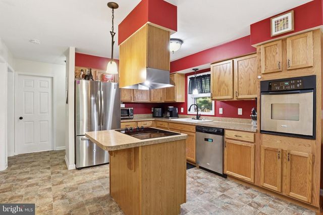 130 CARDINAL TRL, Delta, PA 17314