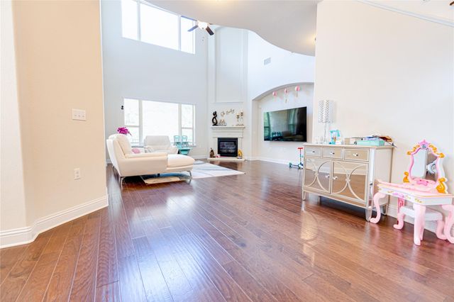 9301 Ivalenes Hope DR, Austin, TX 78717