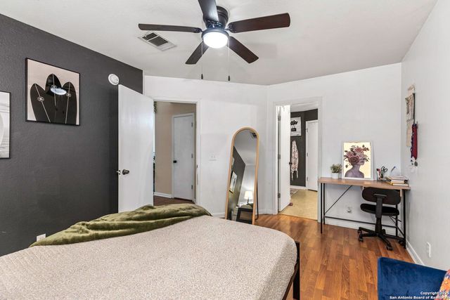 321 Zebra Dr, Kyle, TX 78640