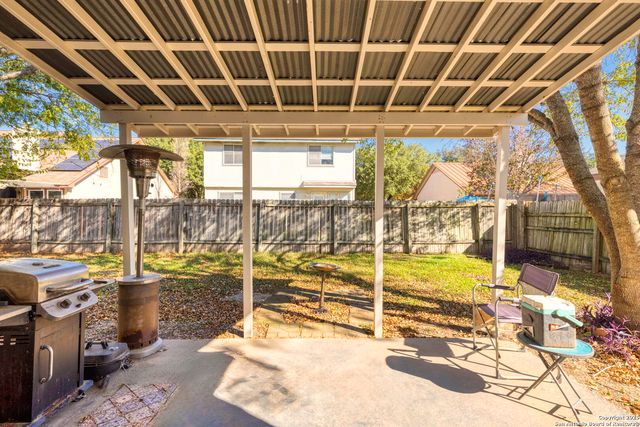 321 Zebra Dr, Kyle, TX 78640