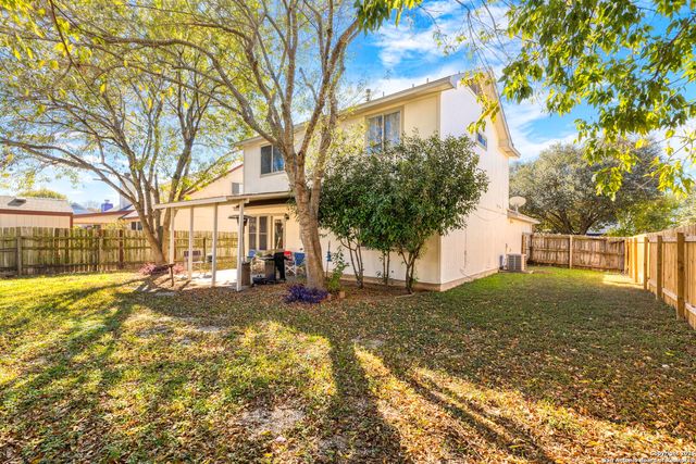 321 Zebra Dr, Kyle, TX 78640