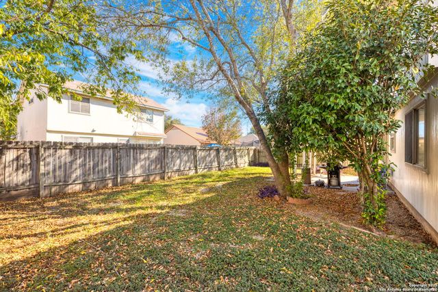 321 Zebra Dr, Kyle, TX 78640