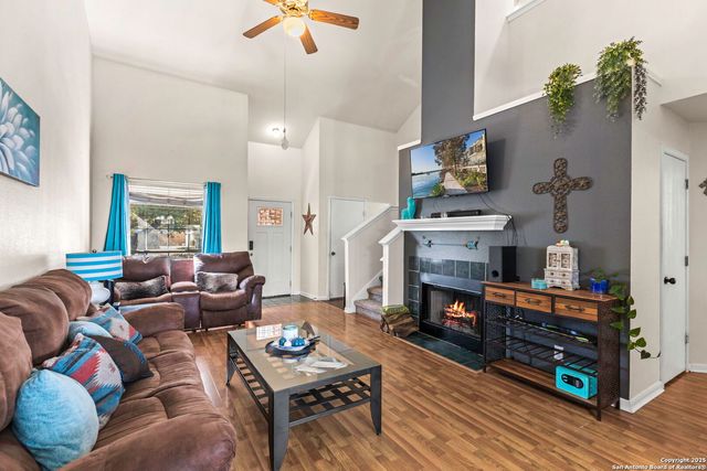 321 Zebra Dr, Kyle, TX 78640