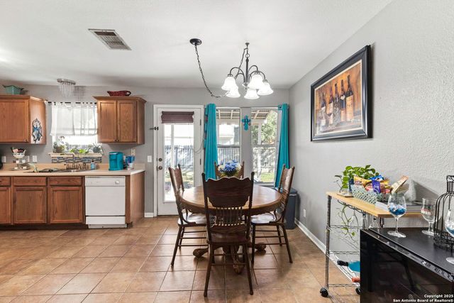 321 Zebra Dr, Kyle, TX 78640