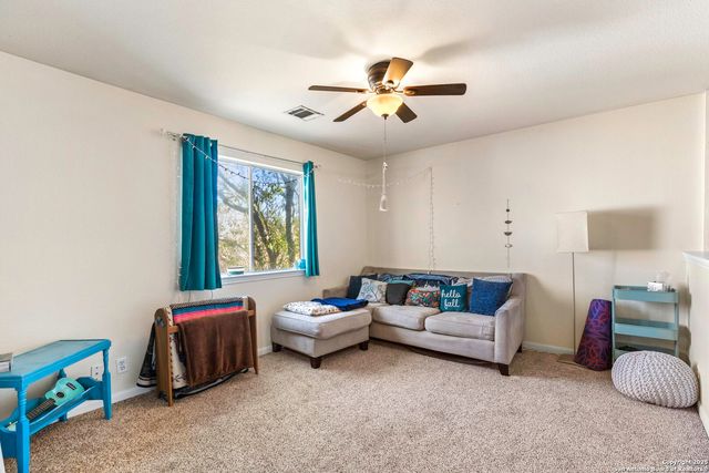 321 Zebra Dr, Kyle, TX 78640