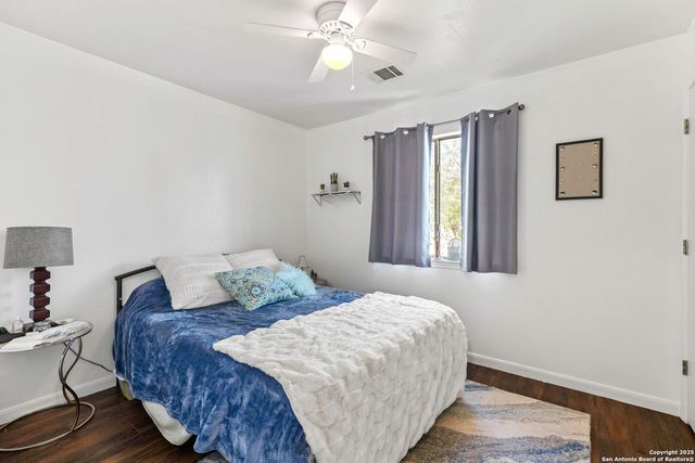 321 Zebra Dr, Kyle, TX 78640