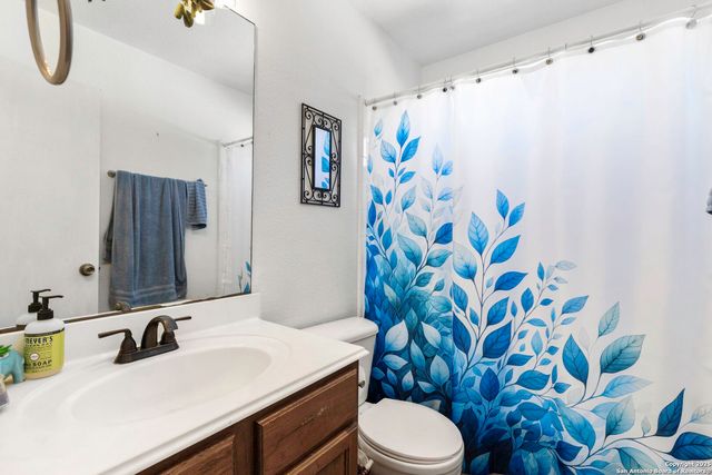 321 Zebra Dr, Kyle, TX 78640