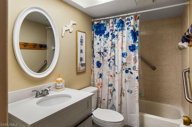 1317 SE 46th LN # 104, Cape Coral, FL 33904