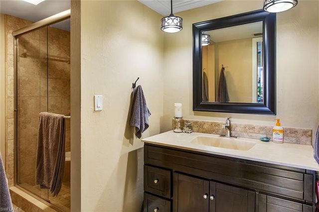 1317 SE 46th LN # 104, Cape Coral, FL 33904