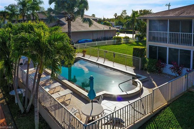 1317 SE 46th LN # 104, Cape Coral, FL 33904