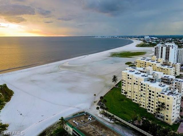 1317 SE 46th LN # 104, Cape Coral, FL 33904