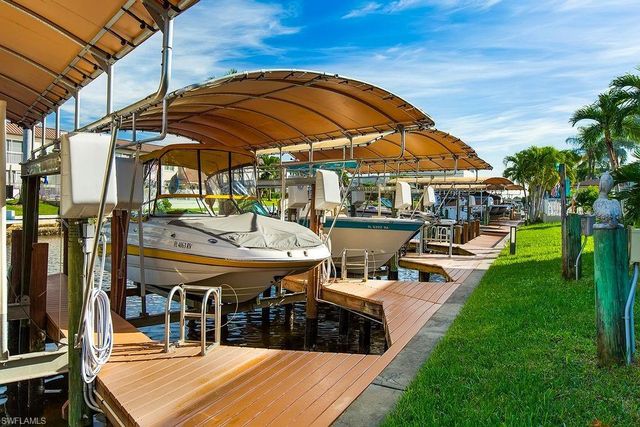 1317 SE 46th LN # 104, Cape Coral, FL 33904