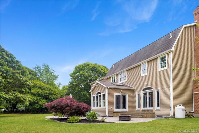 145 Baldwin Place, Cutchogue, NY 11935