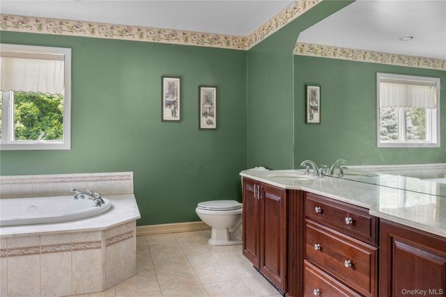 145 Baldwin Place, Cutchogue, NY 11935