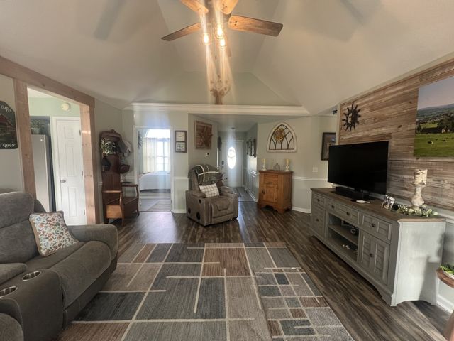 119 Irish Oaks Dr, Portland, TN 37148