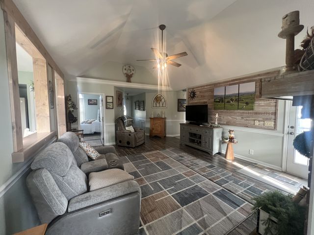 119 Irish Oaks Dr, Portland, TN 37148