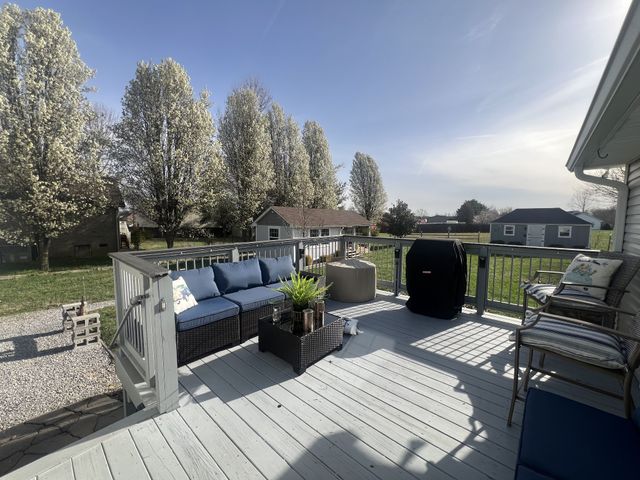 119 Irish Oaks Dr, Portland, TN 37148