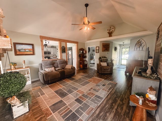 119 Irish Oaks Dr, Portland, TN 37148