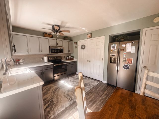 119 Irish Oaks Dr, Portland, TN 37148