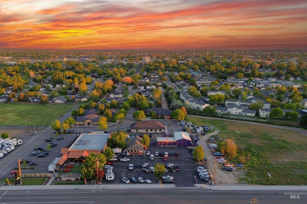 813 E Fairview, Meridian, ID 83642