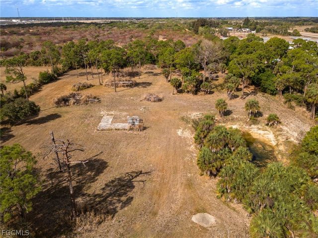 3680 W Double J Acres RD, Labelle, FL 33935
