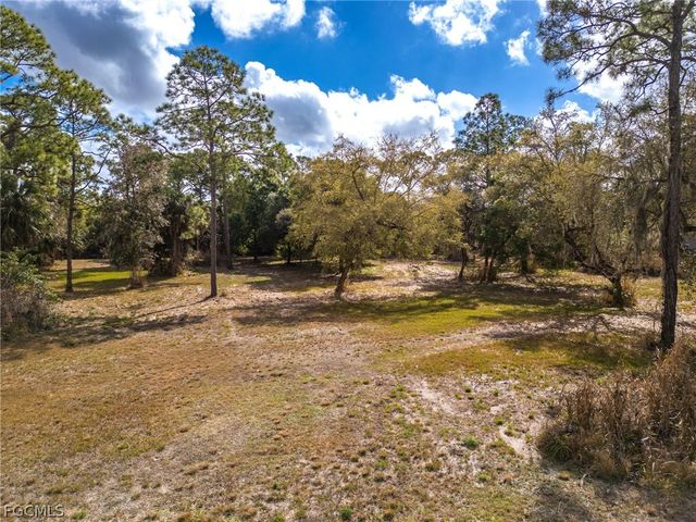 3680 W Double J Acres RD, Labelle, FL 33935
