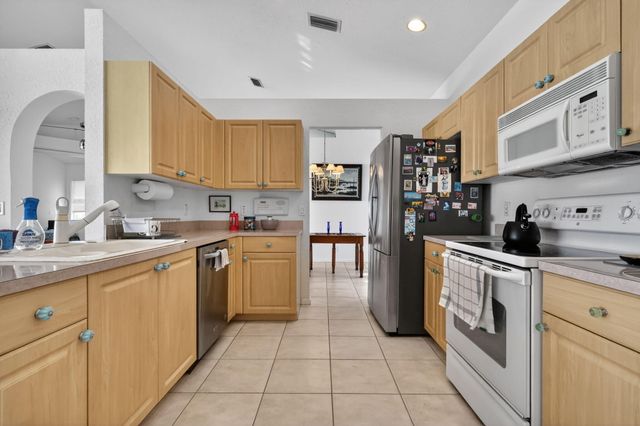 5176 Ventura Drive 5176, Delray Beach, FL 33484