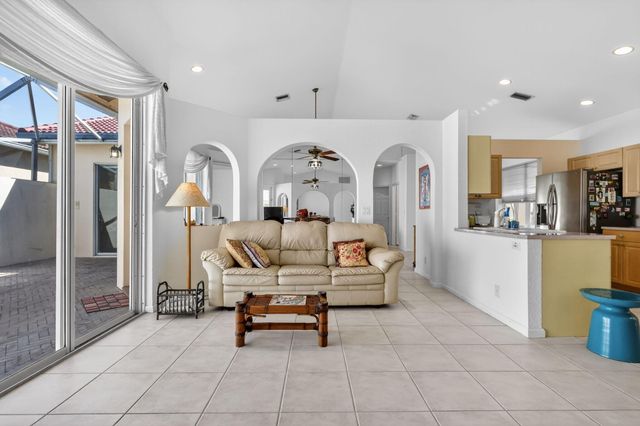 5176 Ventura Drive 5176, Delray Beach, FL 33484