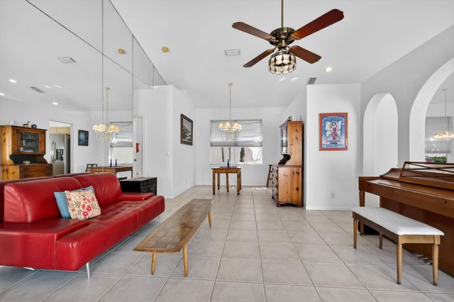 5176 Ventura Drive 5176, Delray Beach, FL 33484