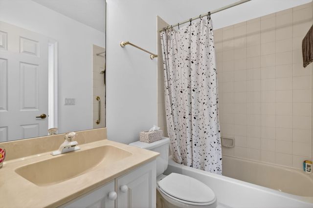 5176 Ventura Drive 5176, Delray Beach, FL 33484