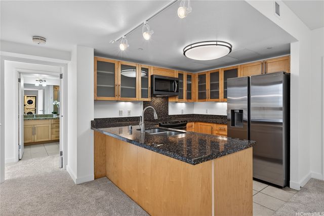 600 Queen Street 2703, Honolulu, HI 96813